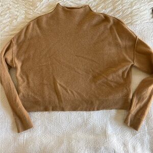 100% soft cashmere sweater